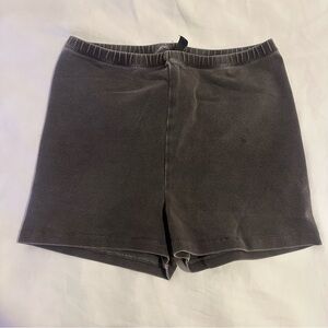 skims spandex shorts